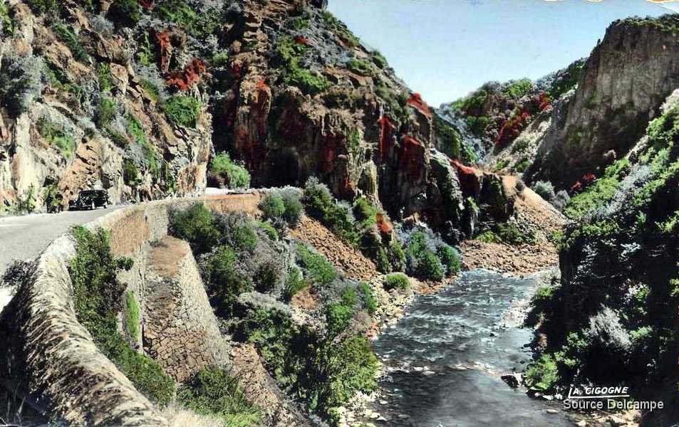 63 Les Gorges de la Sioule Le Tunnel.jpg